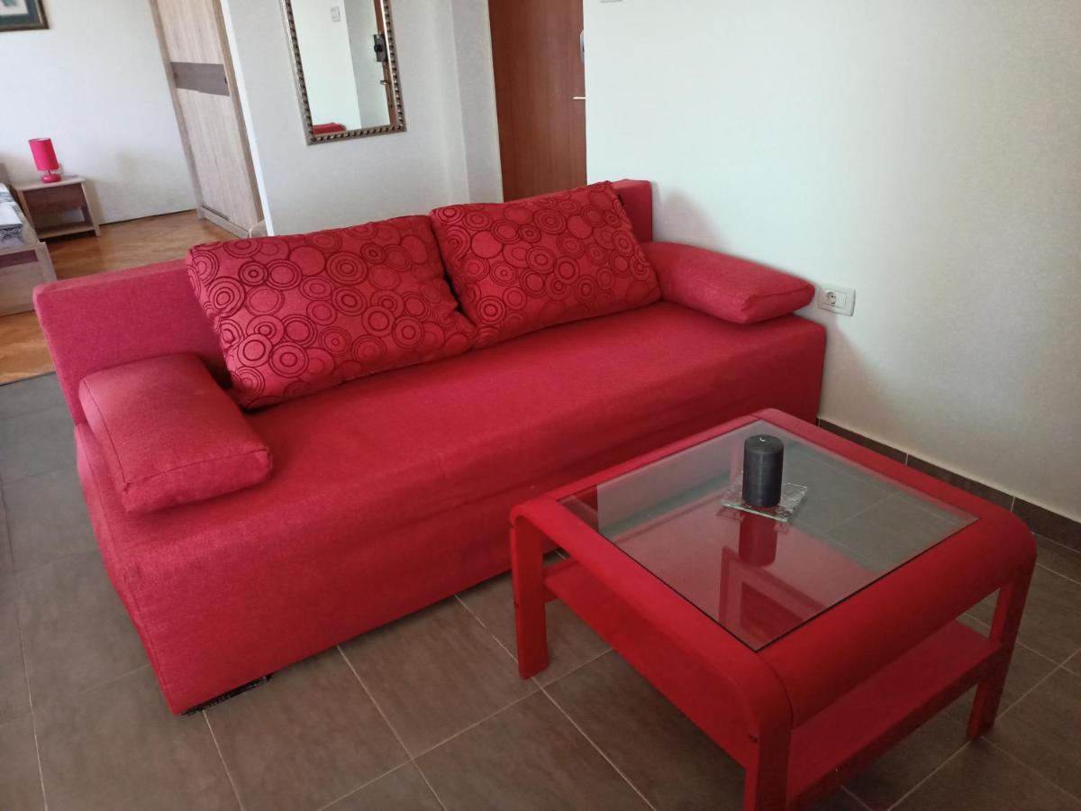 Cozy Apartment In The City Center Πούλα Εξωτερικό φωτογραφία