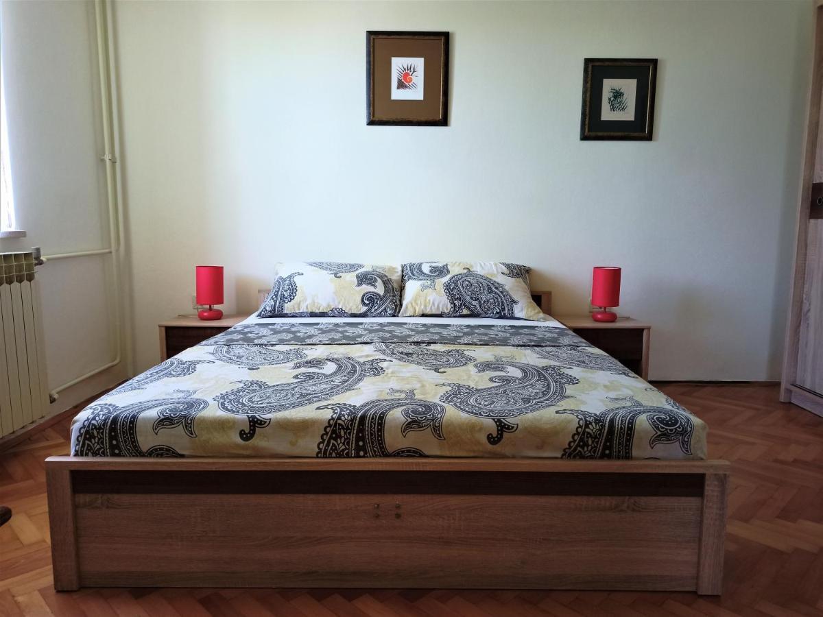 Cozy Apartment In The City Center Πούλα Εξωτερικό φωτογραφία