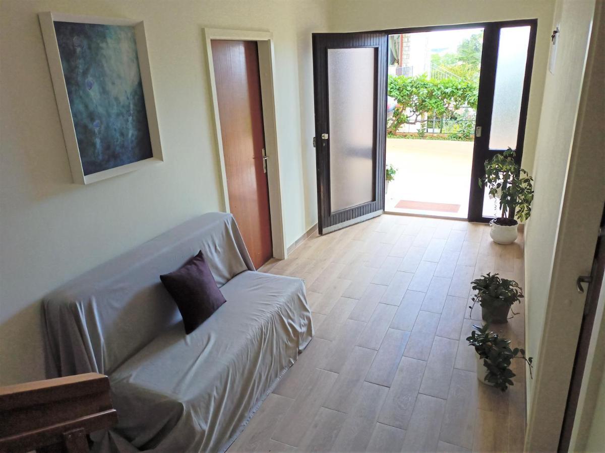 Cozy Apartment In The City Center Πούλα Εξωτερικό φωτογραφία